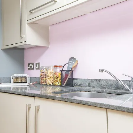 Flat 12, Clare Street شقة بريستول