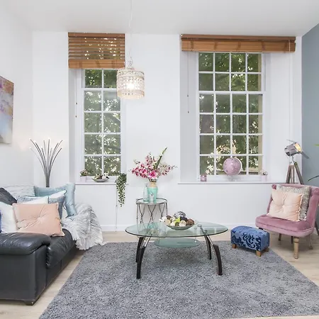 Flat 12, Clare Street Lägenhet