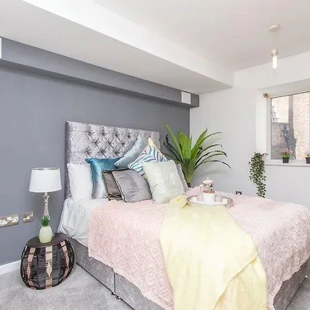 Flat 12, Clare Street Appartement