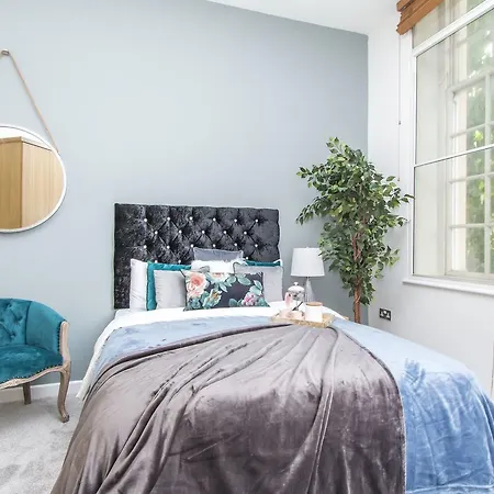 Flat 12, Clare Street